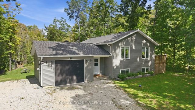 176 Maple Street, Lanark Highlands