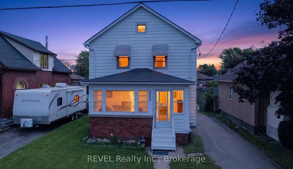 457 Davis Street, Port Colborne