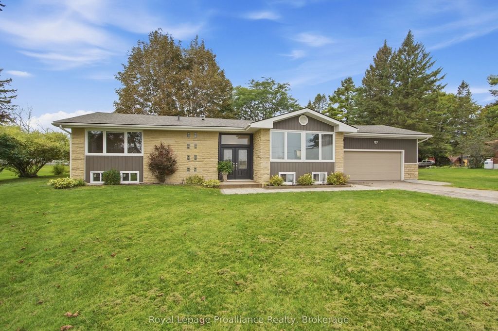 328 Ritz Road, Belleville
