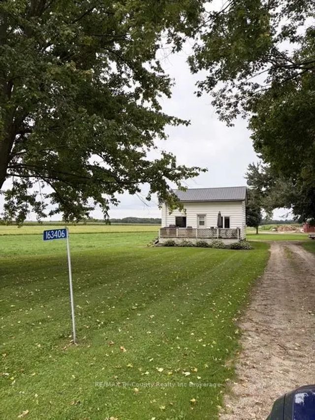 163406 Brownsville Road, South-West Oxford