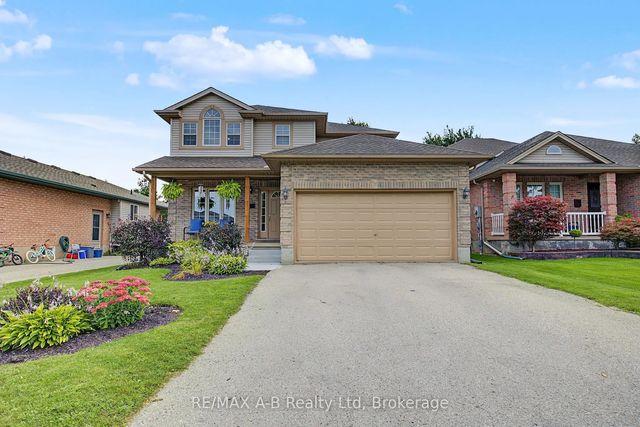 15 Cook Crescent, St. Thomas