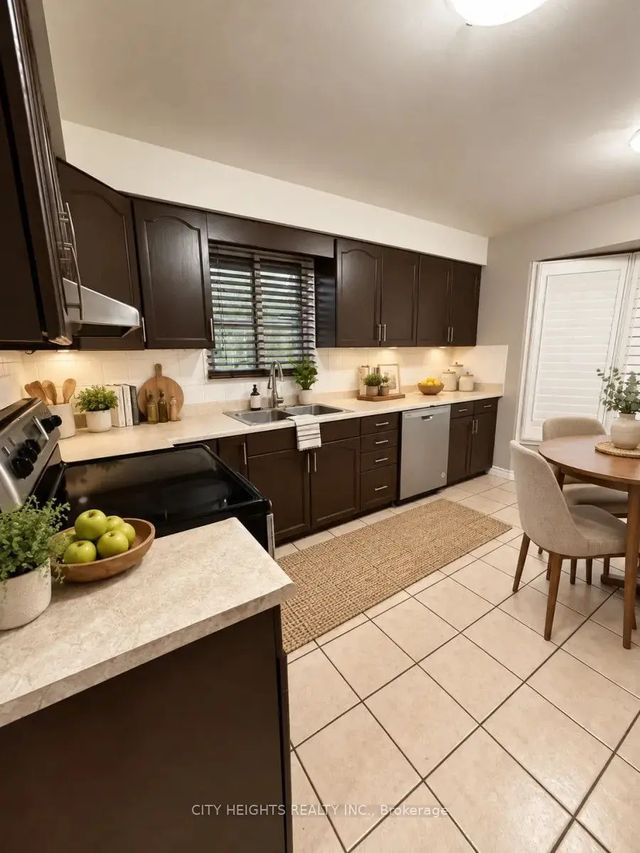 173 Mayberry Court, Waterloo