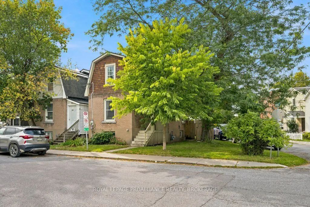 384 Barrie Street, Kingston