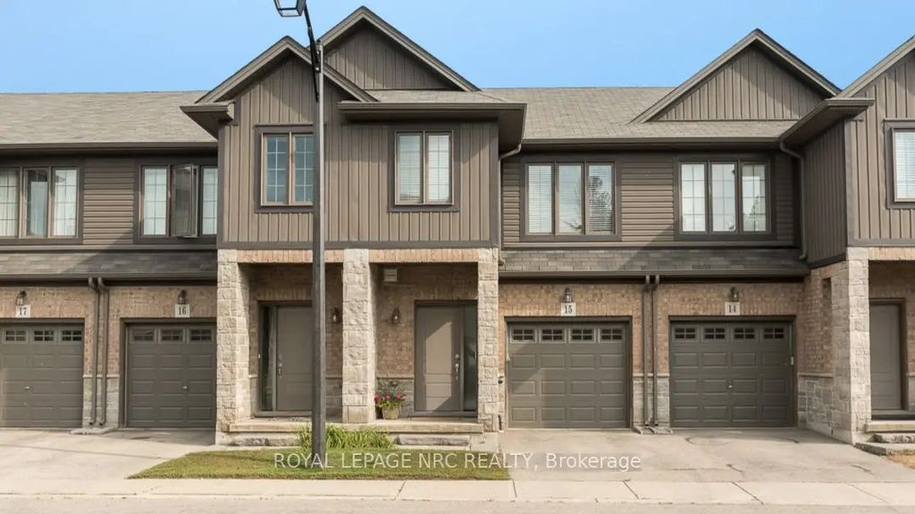 377 Glancaster Road 15, Hamilton