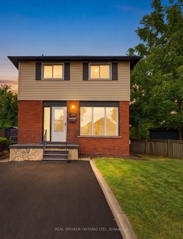 805 Tate Avenue, Hamilton
