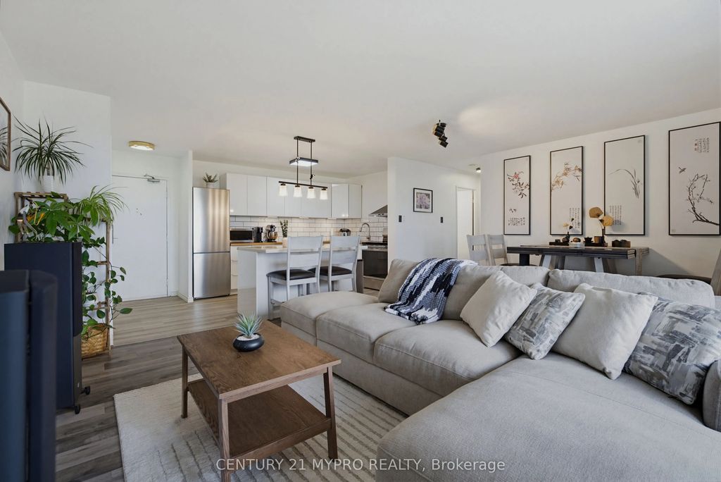 563 Mornington Avenue 708, London East