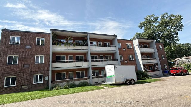 6035 Murray Street 27, Niagara Falls