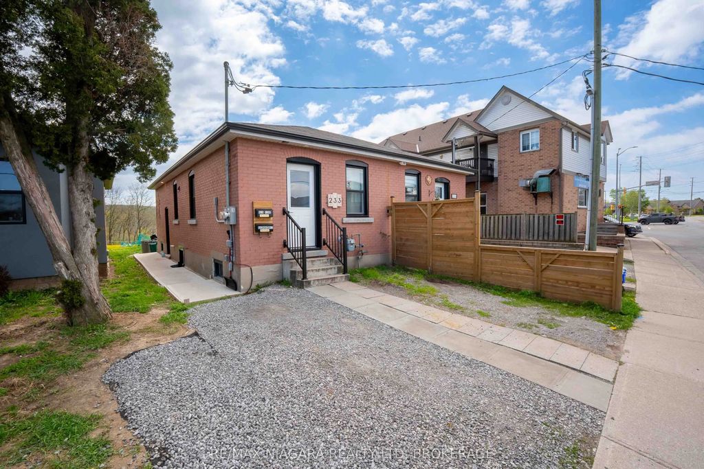 233 Pelham Road Upper, St. Catharines