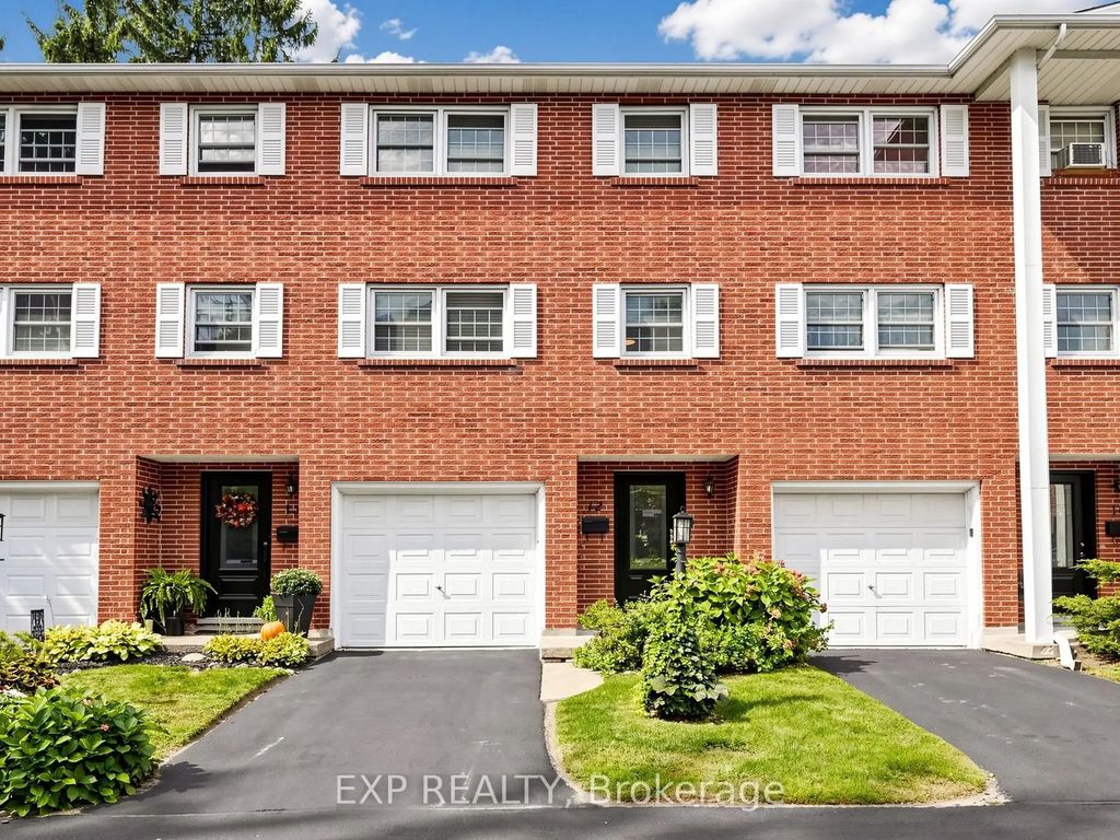 91 Livingston Avenue 12, Grimsby