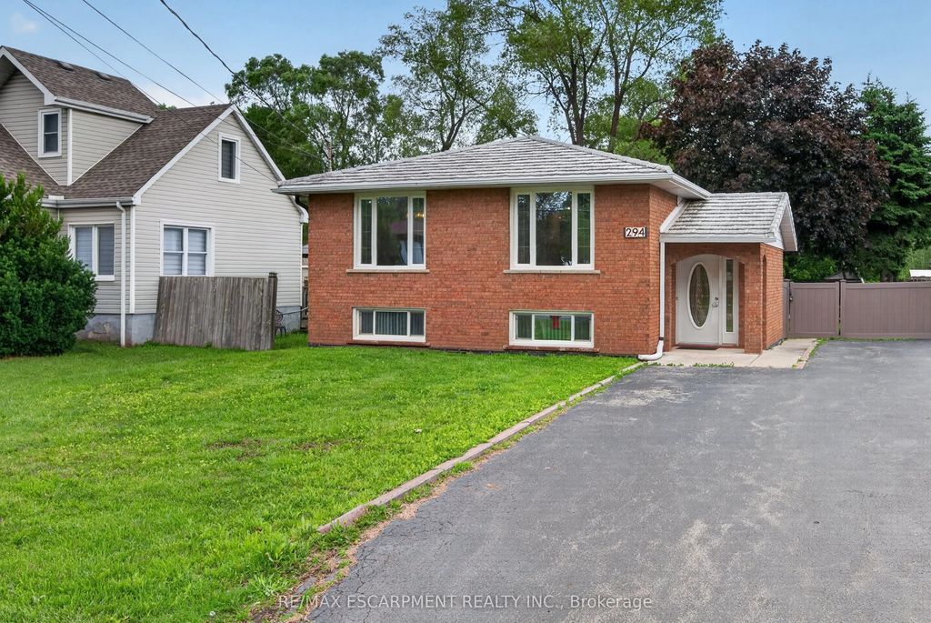 294 Jones Road 2 (lower), Hamilton