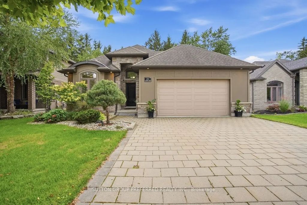 21 Caverhill Crescent, Middlesex Centre