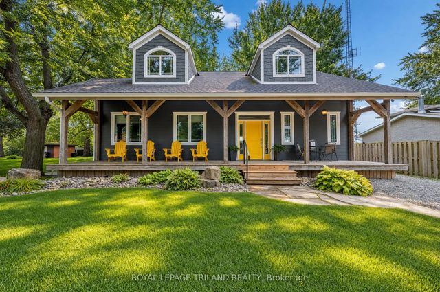 71288 Elm Street, Bluewater
