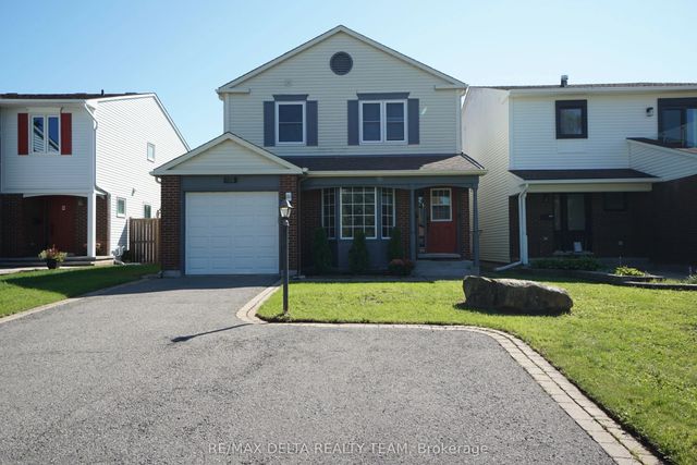 24 Raftus Square, Barrhaven