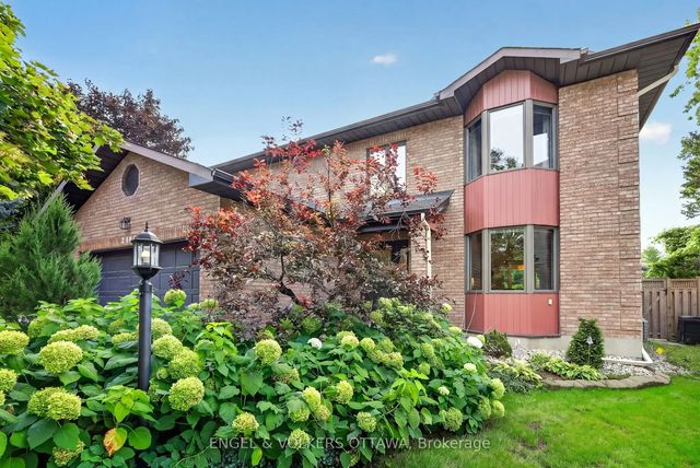2106 Lamira Street, Alta Vista and Area