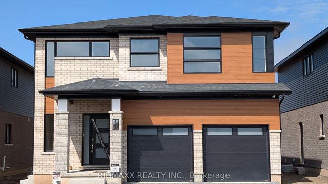 1015 Alliston Avenue E, Fort Erie