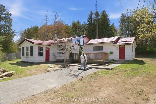 28 South Bayou Road, Kawartha Lakes