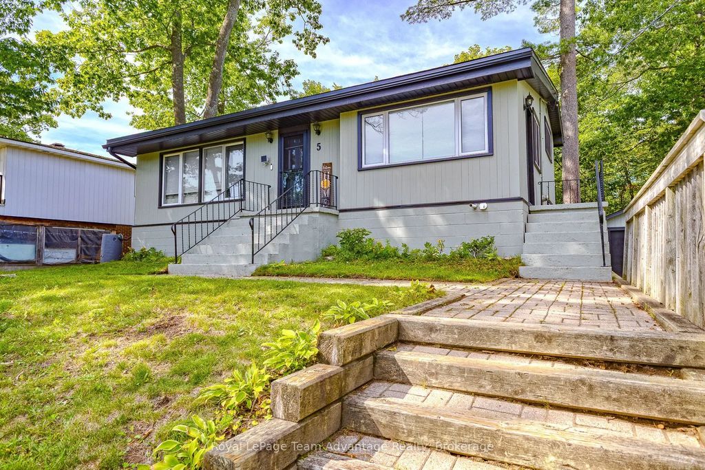 5 Burritt Street, Parry Sound