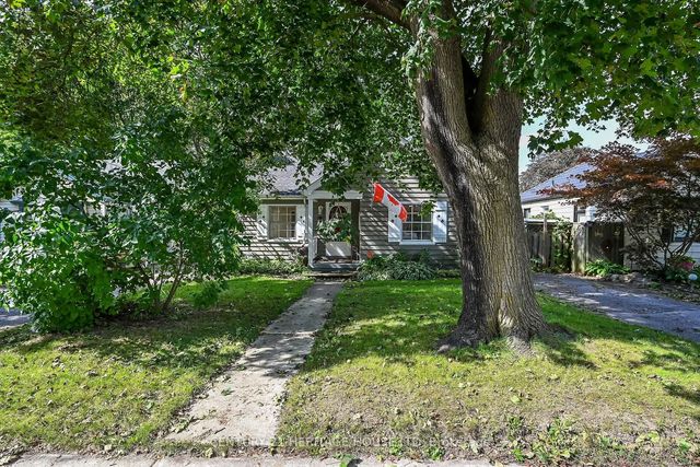 39 Balmoral Avenue, London East