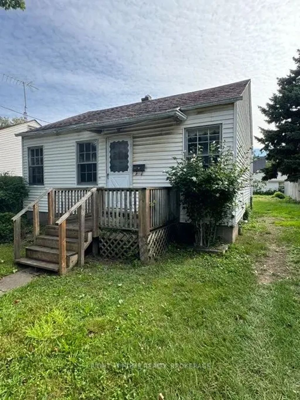 62 Shakespeare Avenue, St. Catharines