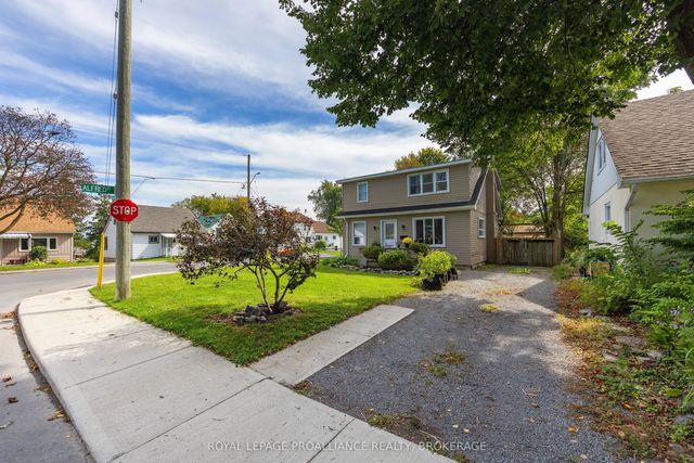 2 Dunkirk Avenue, Kingston