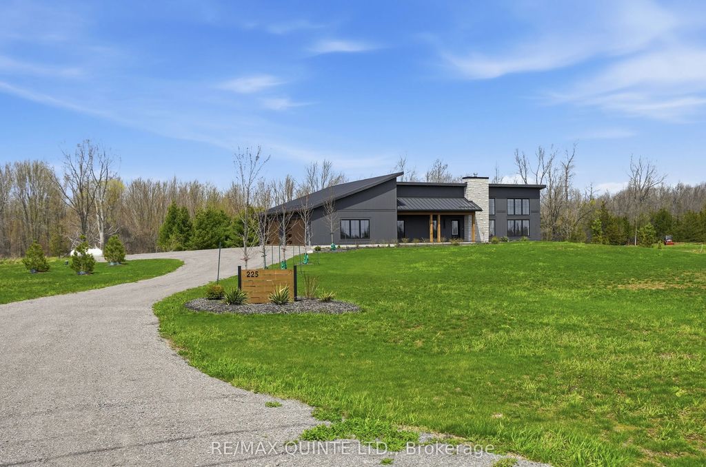 225 Mitchells Crossroad N/a, Prince Edward County