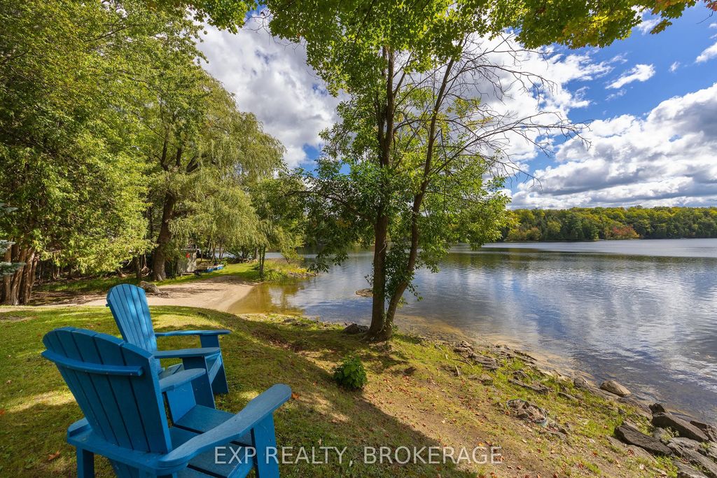 2119 Hambly Lane, Frontenac