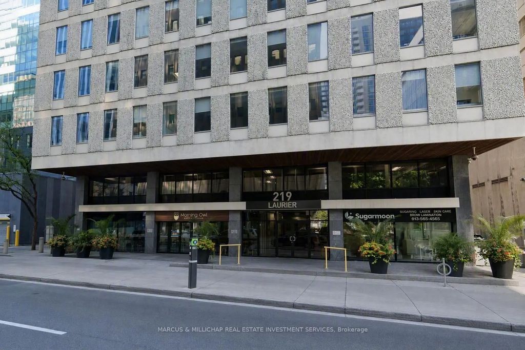 219 Laurier West Avenue 102, Ottawa Centre