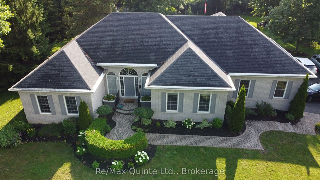 35 Penny Lane, Belleville