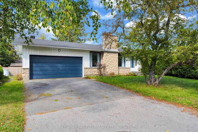 101 Country Lane W, Kanata