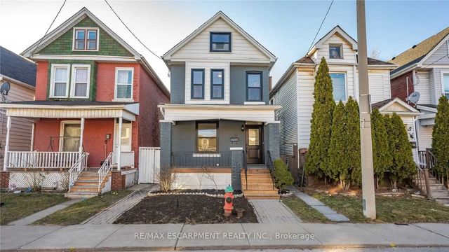 53 1/2 Kinrade Avenue, Hamilton
