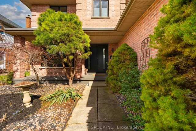 241 Andover Drive, London South