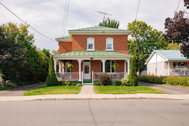 174 Main Street S, North Glengarry