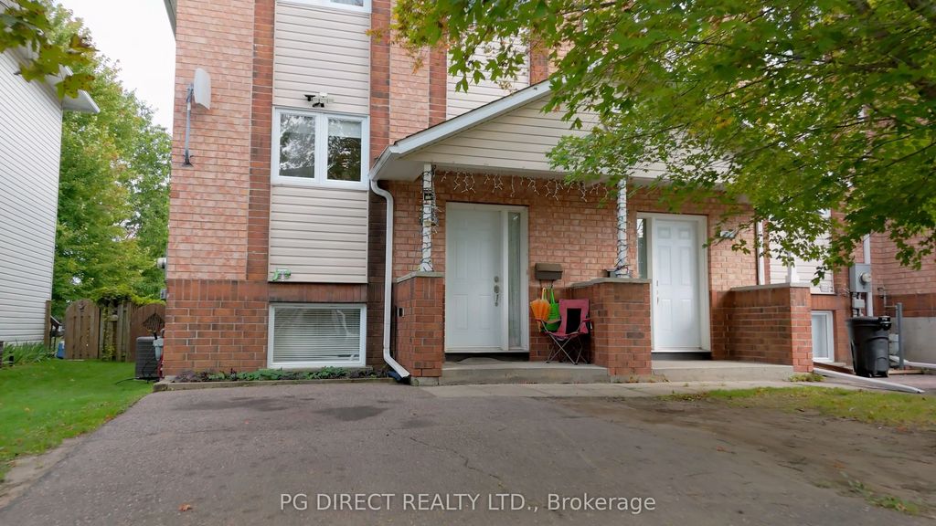 239 Willoughby Drive, Pembroke