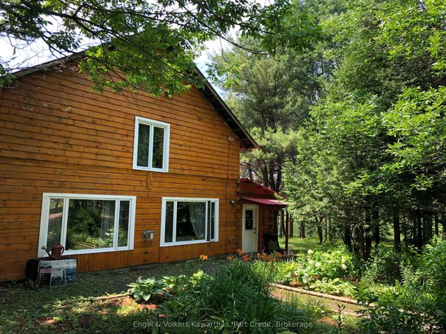 2449 The Ridge Road, Marmora and Lake