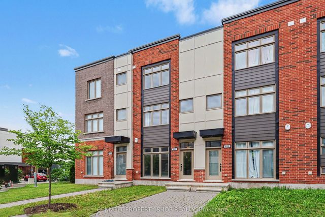 919 Moses Tennisco Street, Manor Park - Cardinal Glen and Area