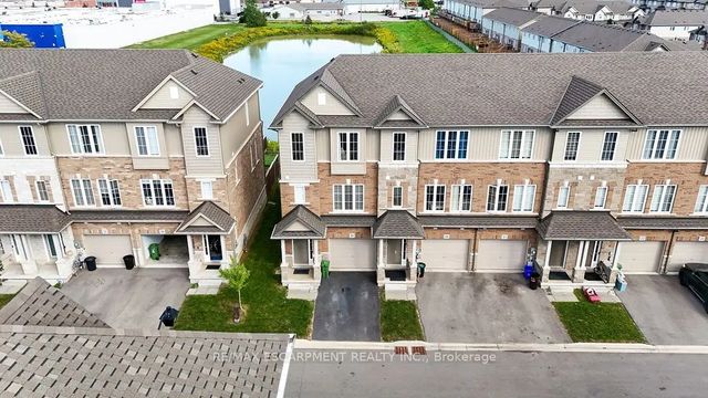 28 Canary Grass Boulevard, Hamilton