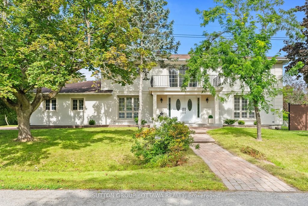 11 Lennon Drive, Blossom Park - Airport and Area