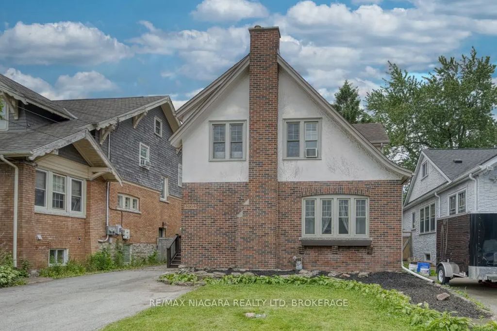 4864 Simcoe Street, Niagara Falls