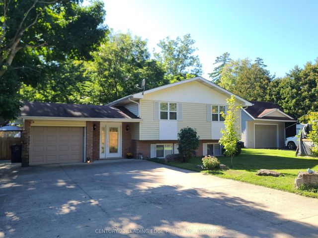 1327 East Quarter Line Road, Norfolk