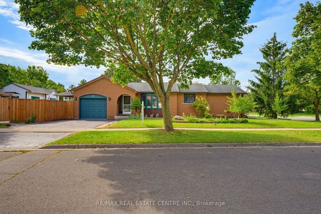 35 Windy Ridge Drive, Kitchener