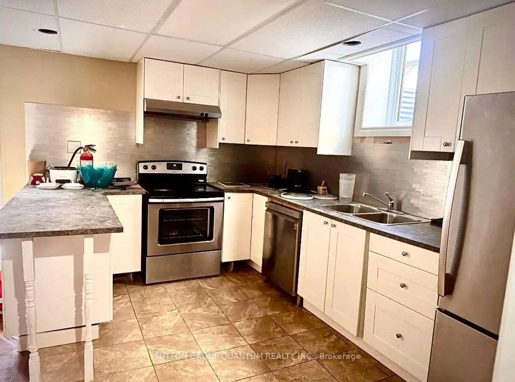 85 Roselawn Crescent Basement, Welland