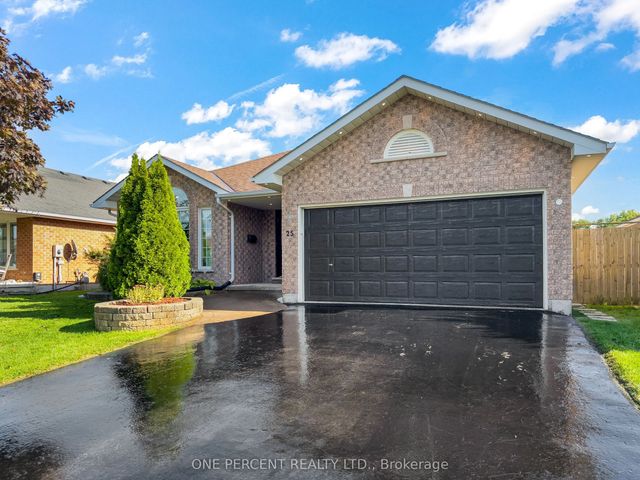 25 Hickory Grove, Belleville