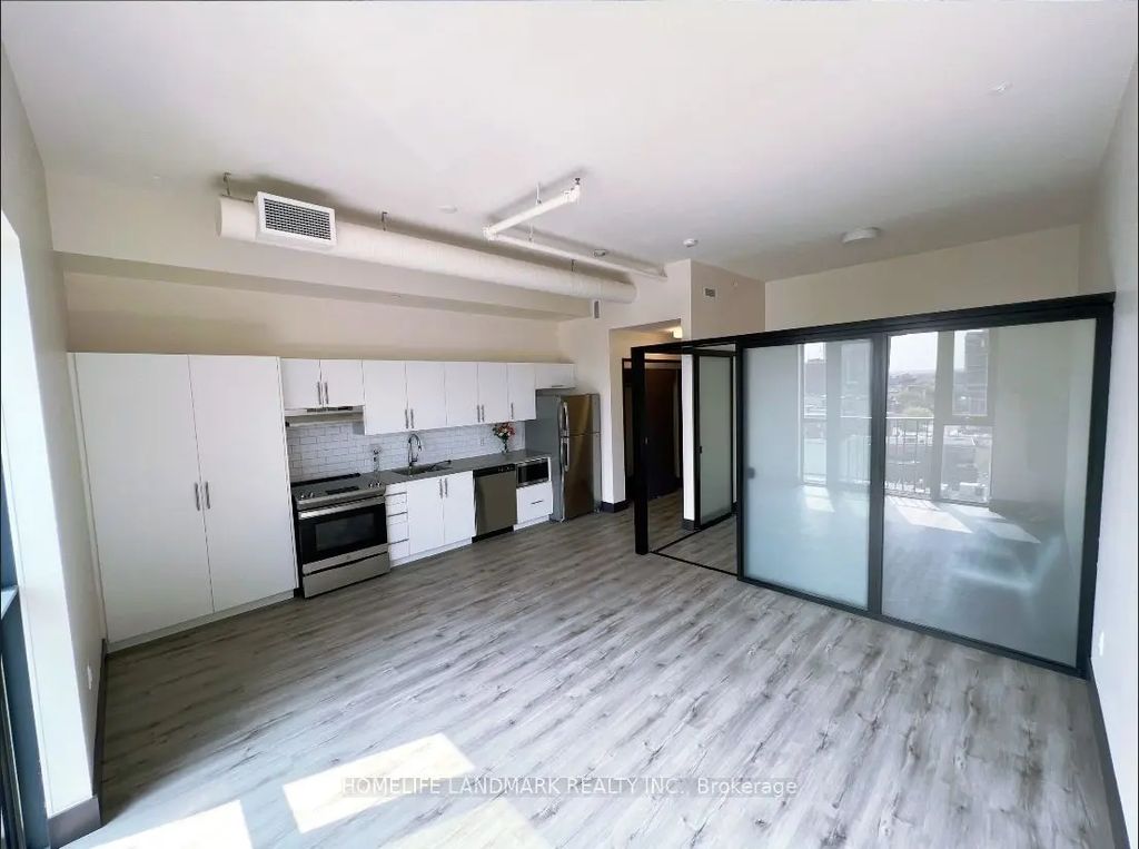 121 King Street E 607, Hamilton