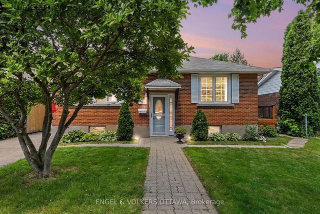 325 Summit Avenue, Alta Vista and Area