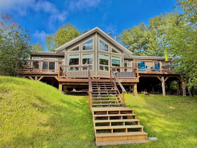 21 Crystal Street S, Kenora