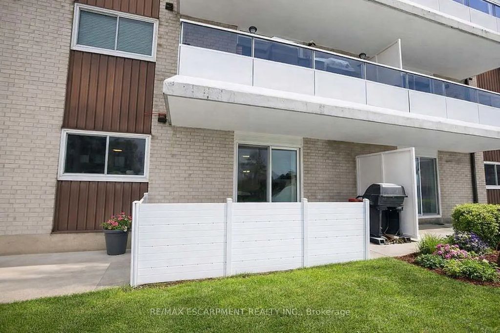 71 Vanier Drive 110, Kitchener