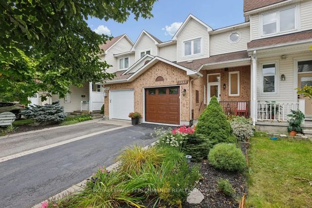 1887 Hennessy Crescent, Orleans - Cumberland and Area
