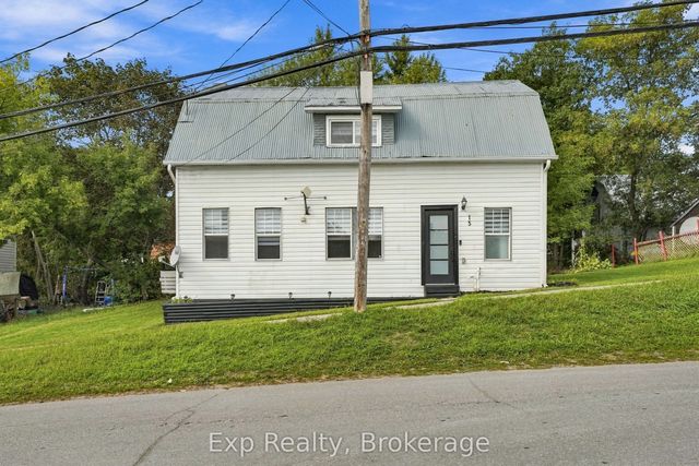15 Madoc Street, Marmora and Lake