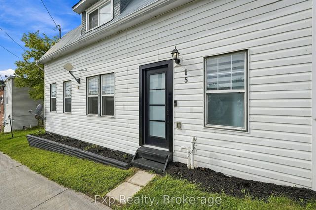 15 Madoc Street, Marmora and Lake