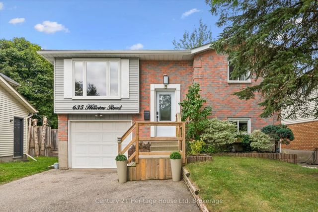 635 Hillview Road, Cambridge